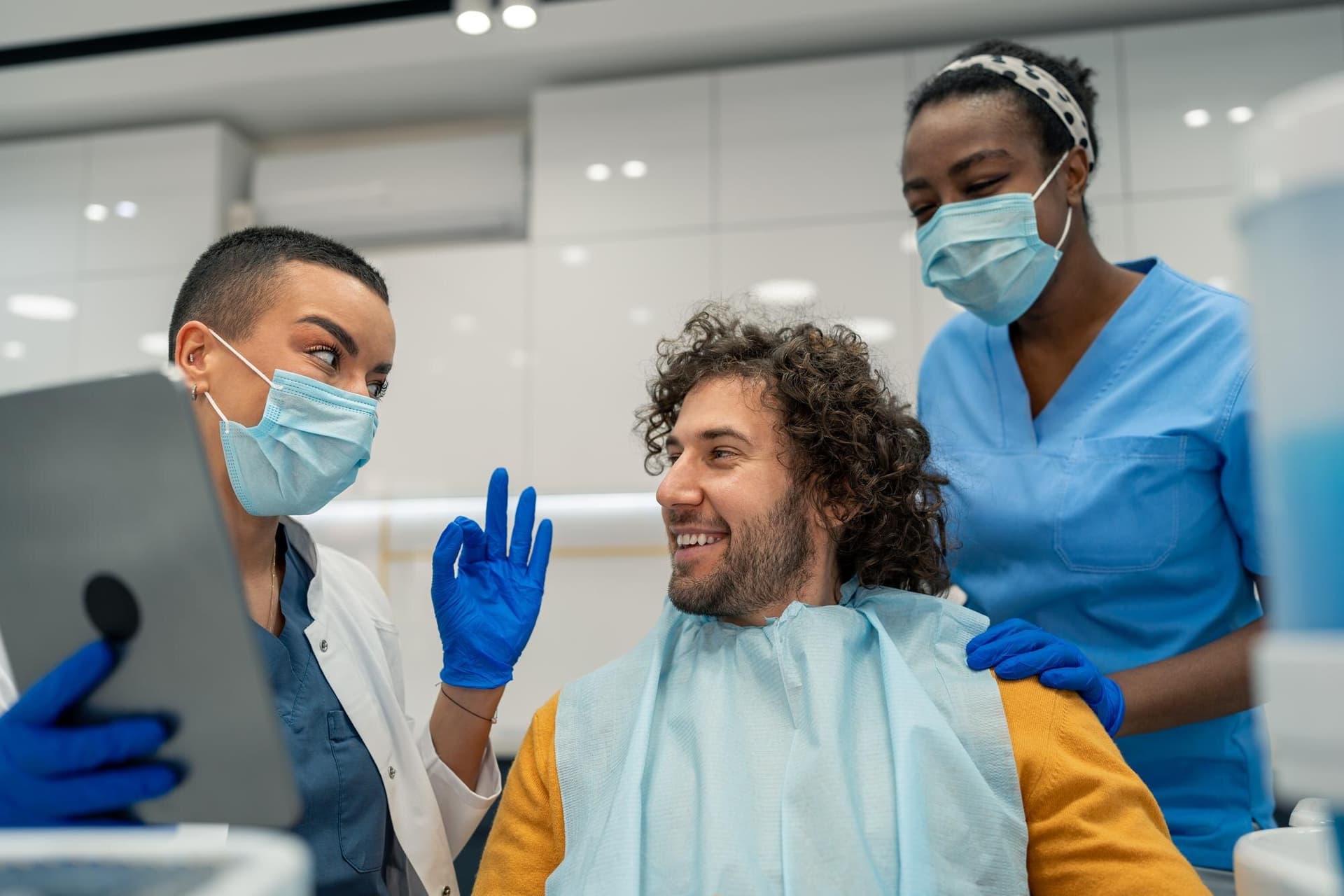 Discover Top Dentists in Oakville with Book My Smile: Your Path to a Bright Smile